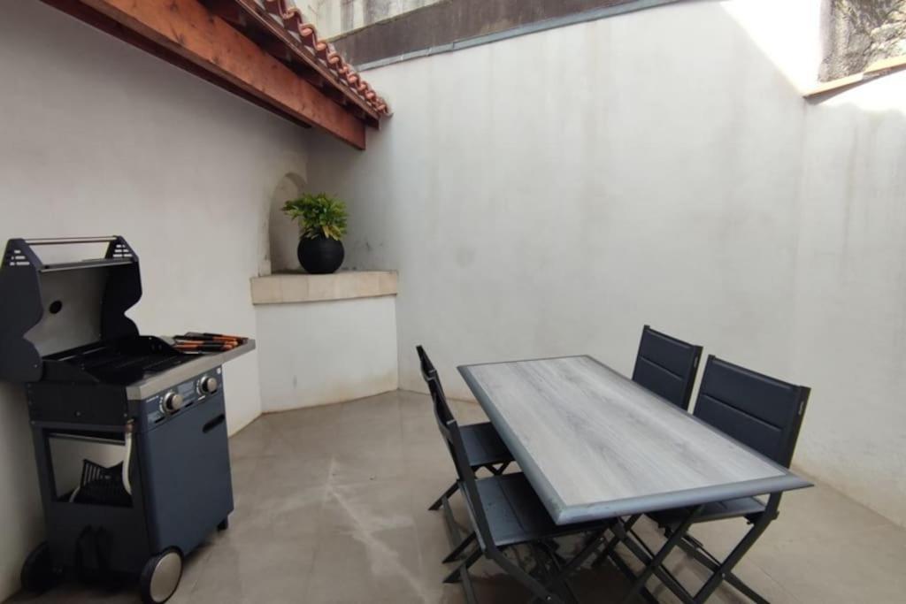 Maison De Ville 600 M Du Marche لا روشيل المظهر الخارجي الصورة